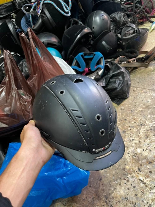 Equipements d'équitation : Casque CASCO + Bottes AIGLE