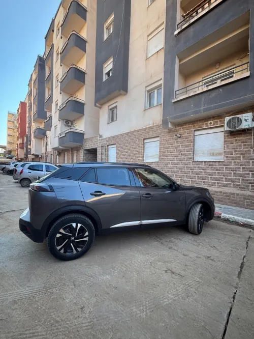 Peugeot 2008 2023 Allure Pack