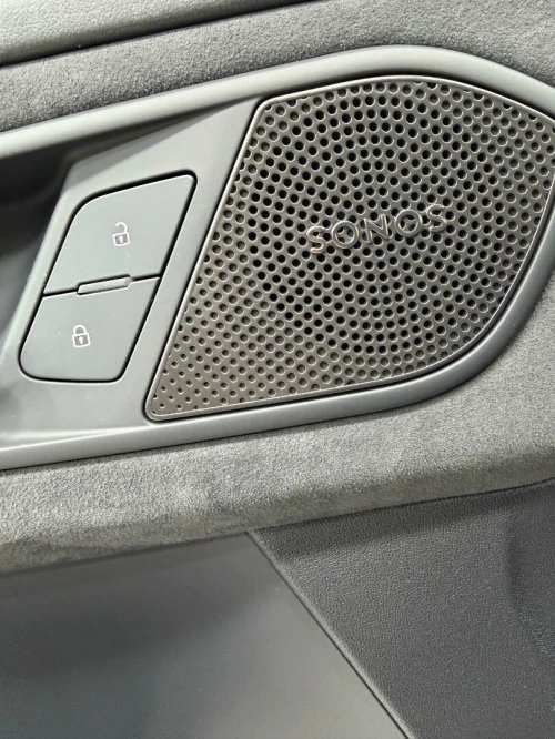 Audi Q3 2026 S-LINE