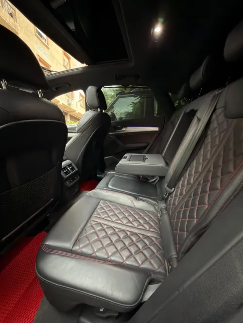 Audi Q5 2024 S-LINE