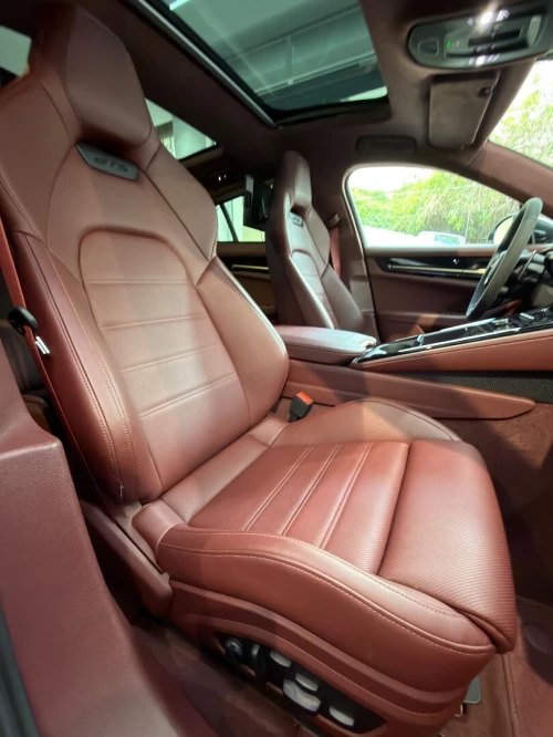 Porsche Panamera GTS 2025 