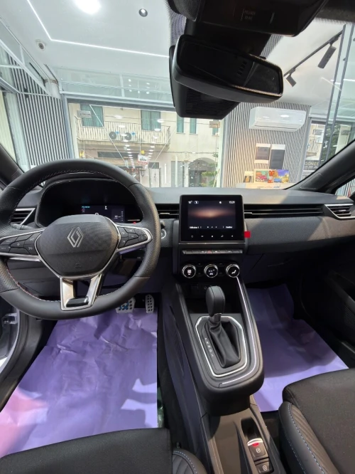 Renault Clio 5  2026 ALPINE
