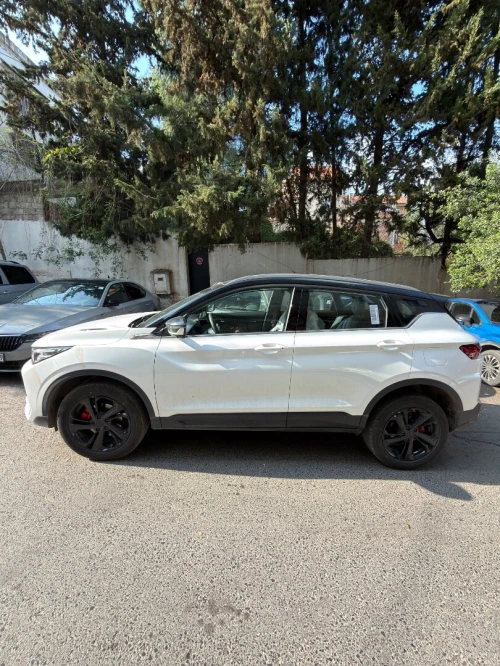 Geely Coolray 2025 