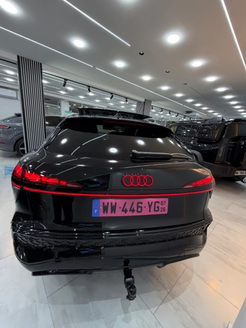 Audi Q3 2026 S-LINE