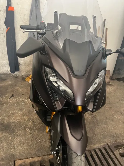 Yamaha Tmax 562 2025