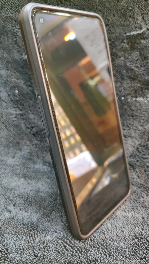 realme Q5 pro