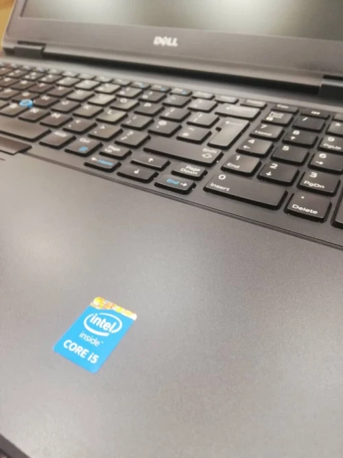 DELL Latitude E5550