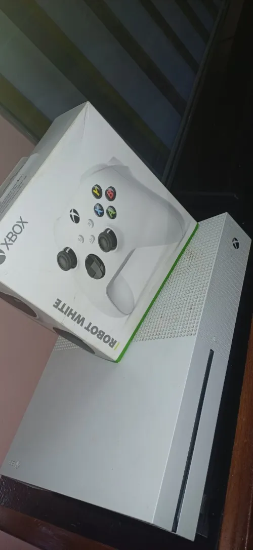 Xbox one s 500gb a vendre