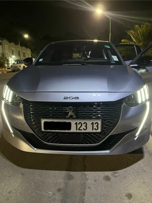 Peugeot 208 2023 GT