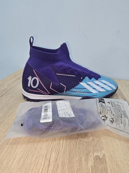 Chaussure de foot 42