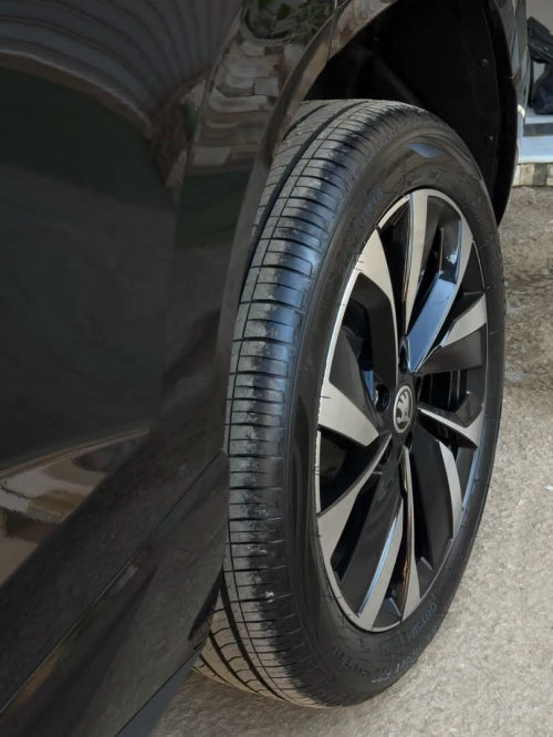 Skoda Karoq 2025 Luxury