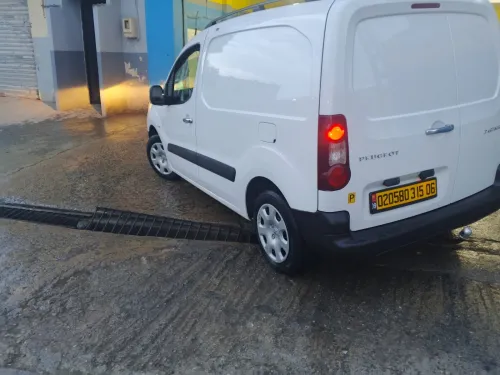 Peugeot Partner 2015 Tepee Allure 