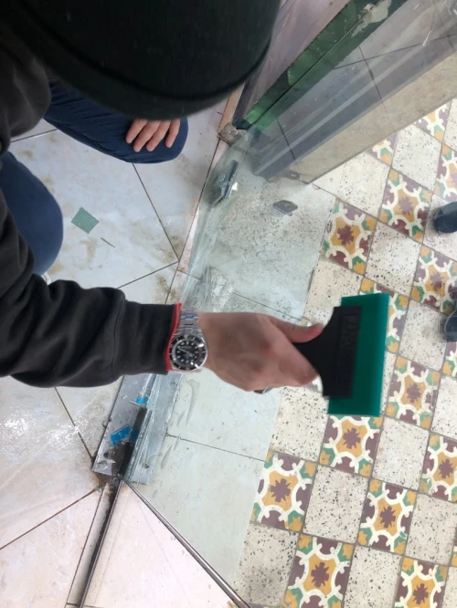 Film solaire Anti UV pour vitrine 