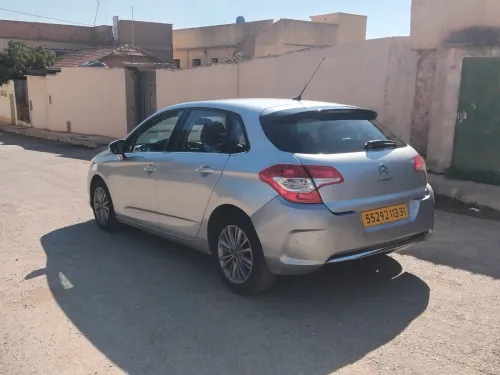 Citroen C4 2013 Attraction