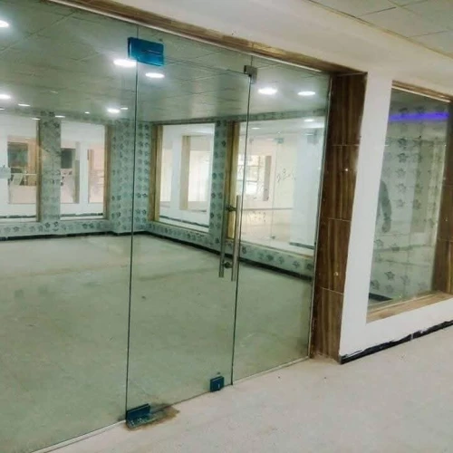 Vitrine en verre trempè et siparation amouvible