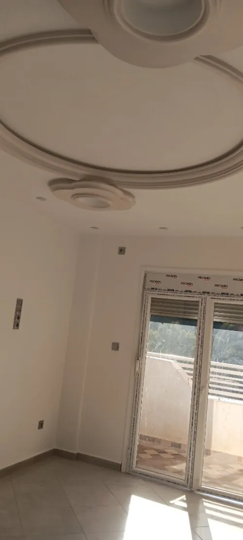 Vente Appartement Niveau de villa F4 Alger Bouzareah