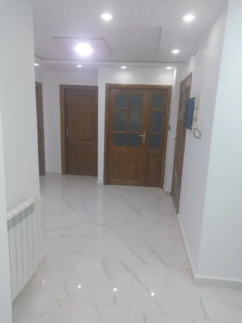 Vente Appartement Niveau de villa F4 Alger Bouzareah
