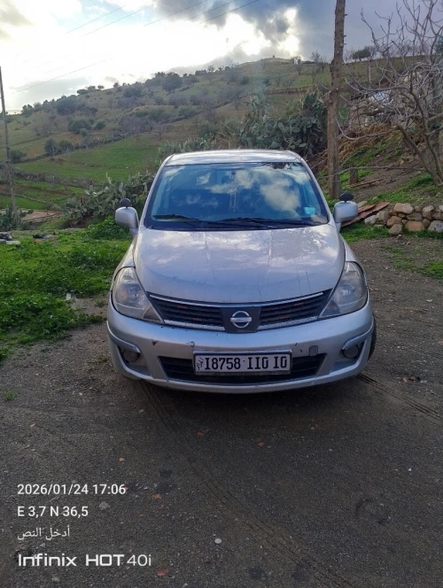Nissan Tiida 2010 