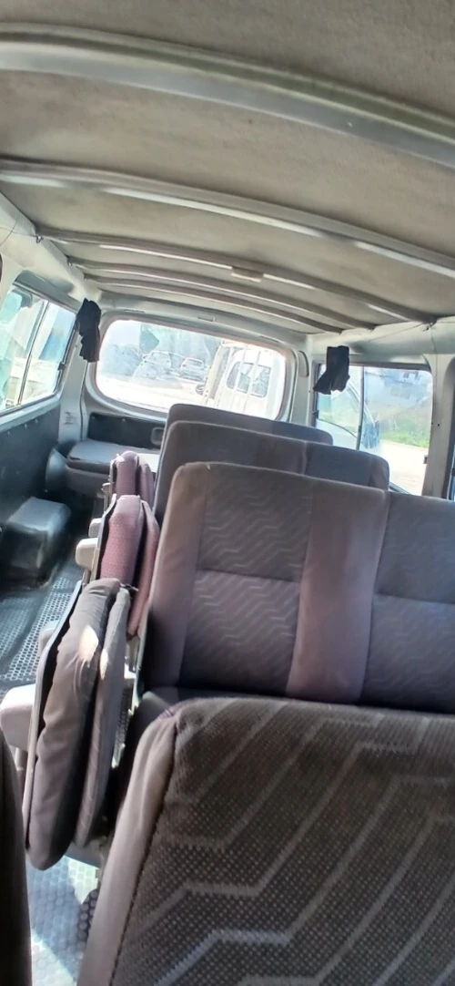 Nissan Urvan 2007