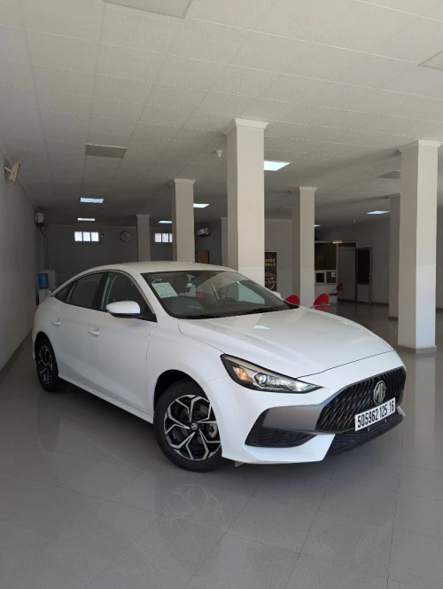 MG MG5 2025 