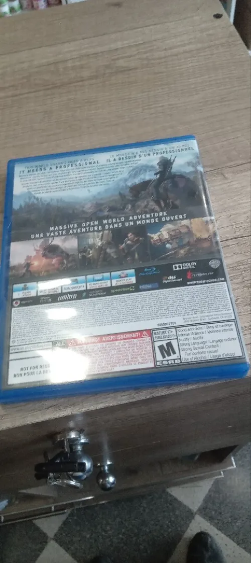 CD ps4 slim the Witcher 3 wild hunt