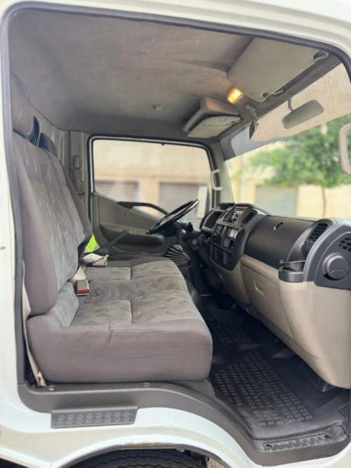 Renault Maxity 2014