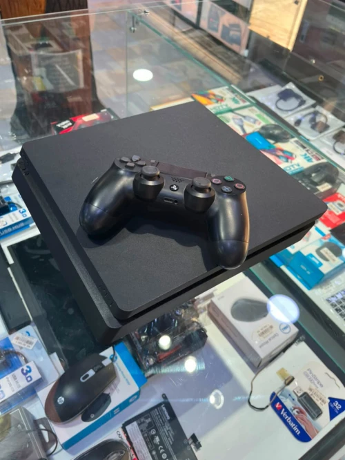 PS4 SLIM FLASH