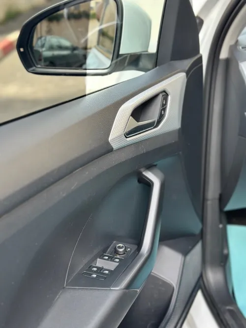Volkswagen Tacqua 2023 