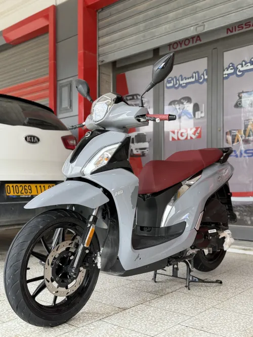 SYM ST200 2025