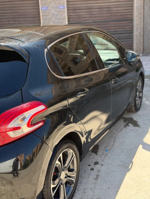 Peugeot 208 2013 Allure