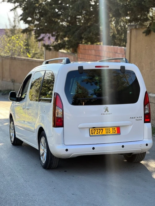 Peugeot Partner 2018 Teepe