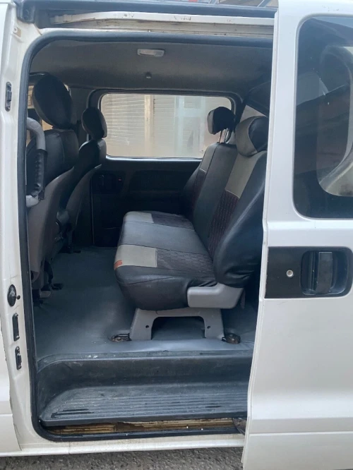 Hyundai H1 06 places 2014