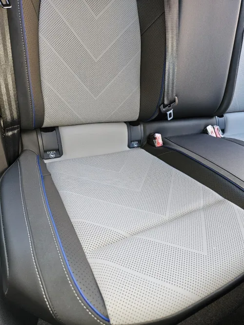 Volkswagen Golf 8 2025 R-Line
