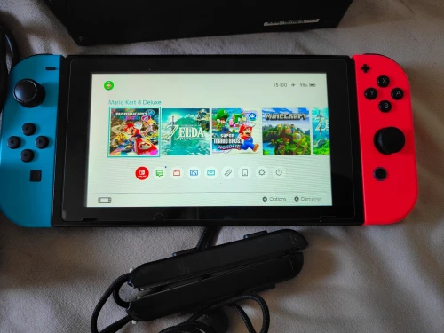 Nintendo switch V2 2020 flashée puce 128 go + mode online