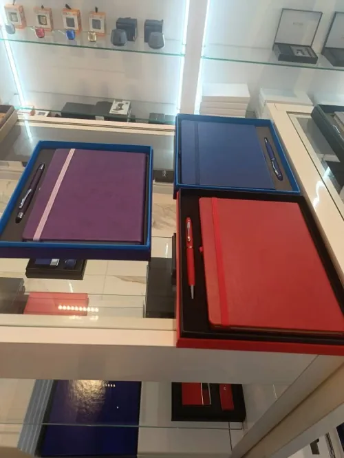 COFRRET PERSONNALISE CADEAU ENTREPRISE
