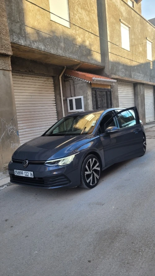 Volkswagen Golf 8 2022 Active