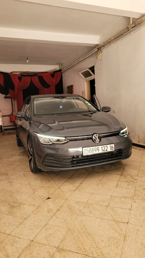 Volkswagen Golf 8 2022 Active