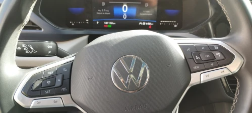 Volkswagen Taos 2023 SE
