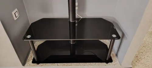 Meuble TV en verre noir avec