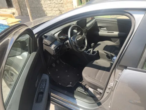 Dacia Sandero 2025 Stepway Expression plus