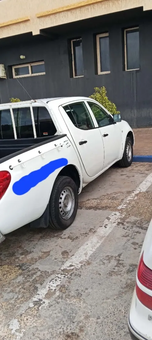 Mitsubishi L200 2011 L200