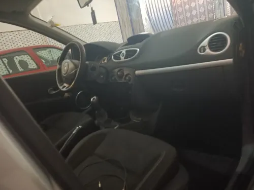 Renault Clio 3 2010 Exception