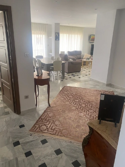 Location Appartement Niveau de villa F4 Alger El biar