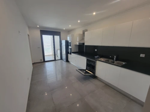 Location Appartement F4 Alger Hydra