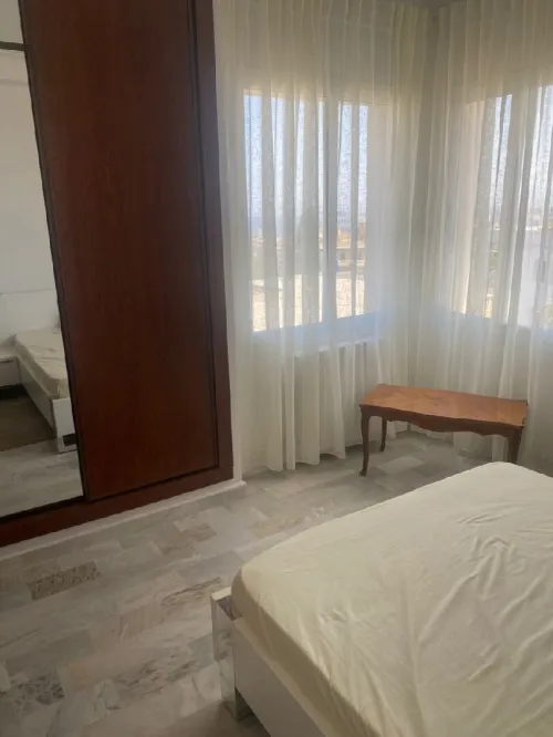 Location Appartement Niveau de villa F4 Alger El biar