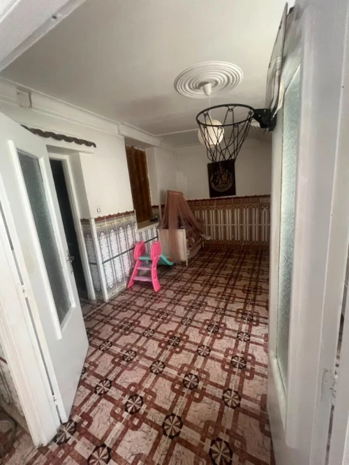 Location Appartement Niveau de villa F5 Alger Kouba