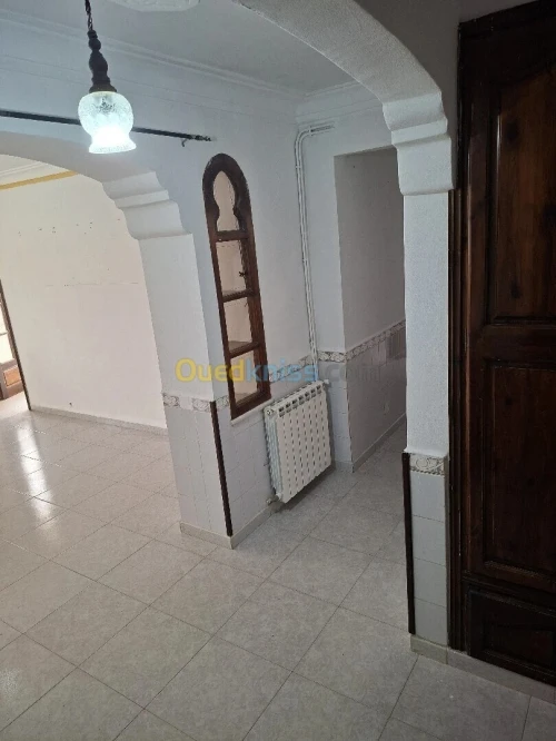 Location Appartement F4 Alger Kouba