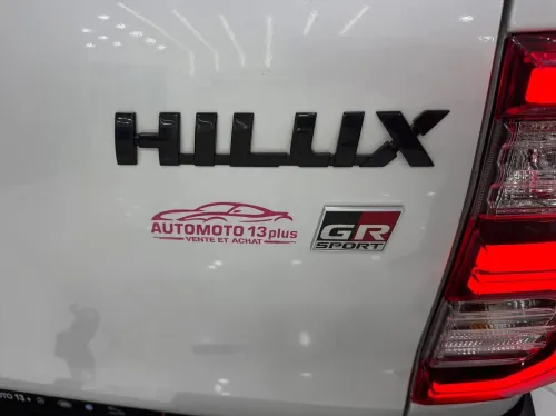 Toyota Hilux 2024 GR