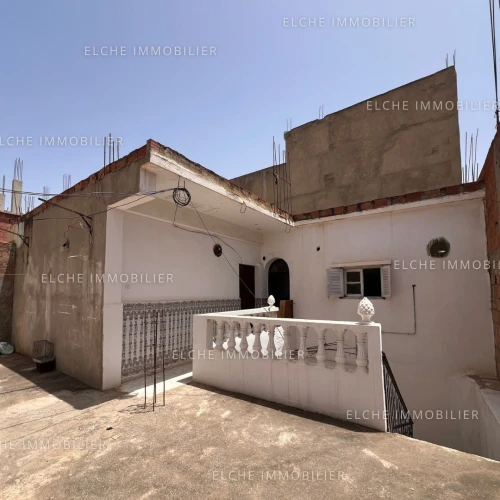Vente Appartement Niveau de villa F3 Oran Sidi chami