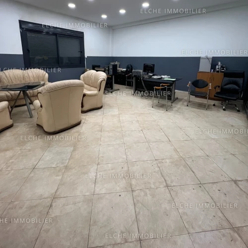 Vente Local Oran Es senia